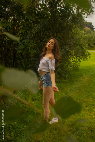millennial lifestyle summer Jean shorts