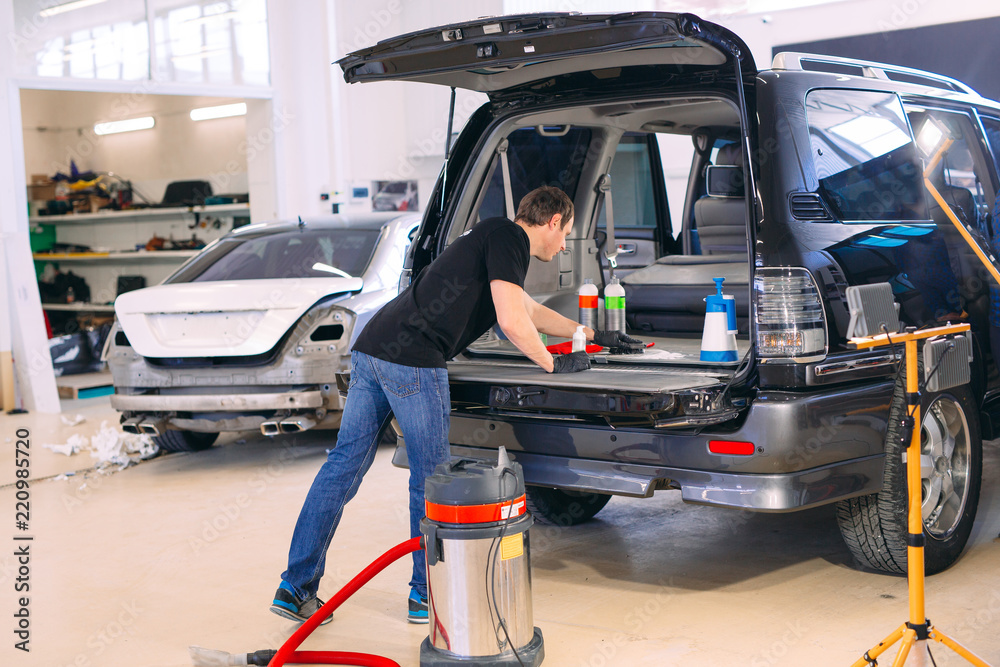Car chemist. Chemical treatment of the car trunk. Car chemist. Chemical treatment of the car trunk.