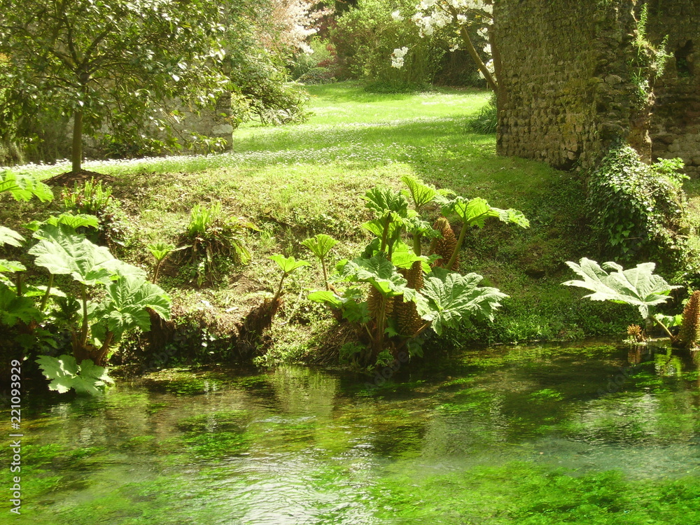 Obraz premium Lungo il fiume