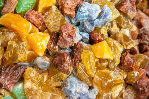 Quadro em tela Closeup shot of colorful calcite crystals, geological background