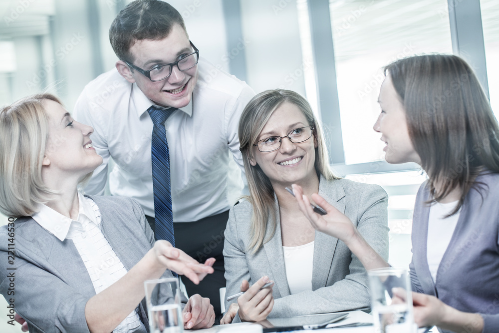 Fototapeta premium business people in office