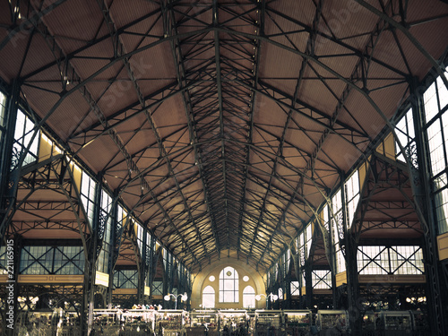 Canvas Print building of an inner city market with outstanding structure and a nice afternoon