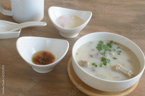 Congee or conjee s a type of rice porridge popular in many Asian countries. When eaten as plain rice , it is often served with side dishes. When additional ingredients such as meat, fish, are added