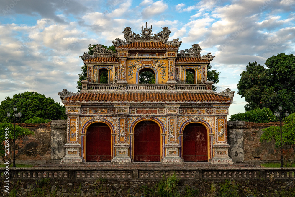 Fototapeta premium Gate to the Imperial City, Hue