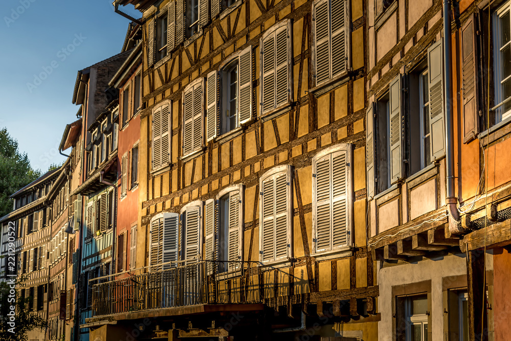 Fachwerkfassade im Ortskern von Straßburg Elsaß Fachwerkfassade im Ortskern von Straßburg Elsaß
