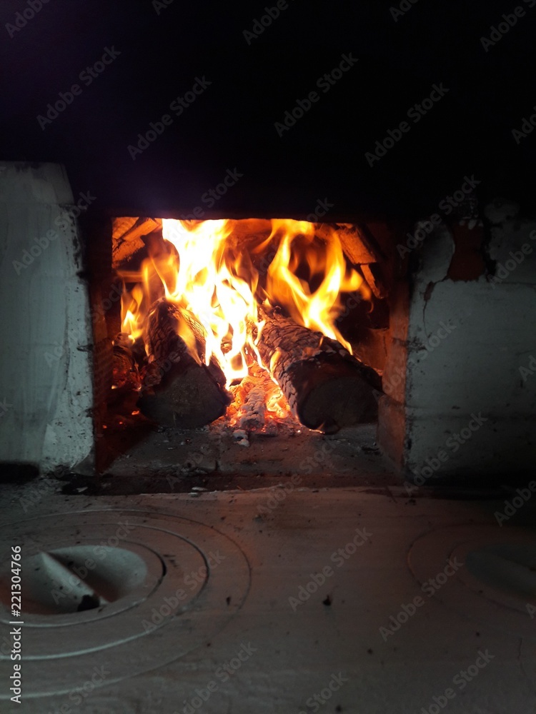 Obraz premium Flame, fairewood, fire., russian stove