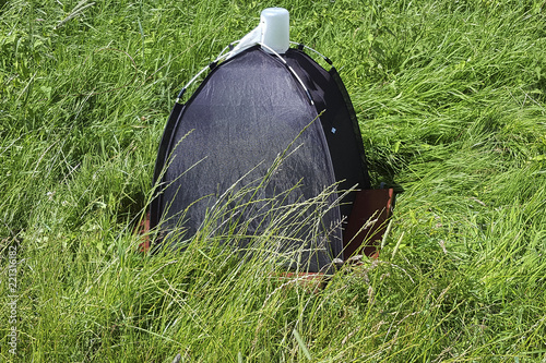 Emergence trap to catch insect flying out of bottom