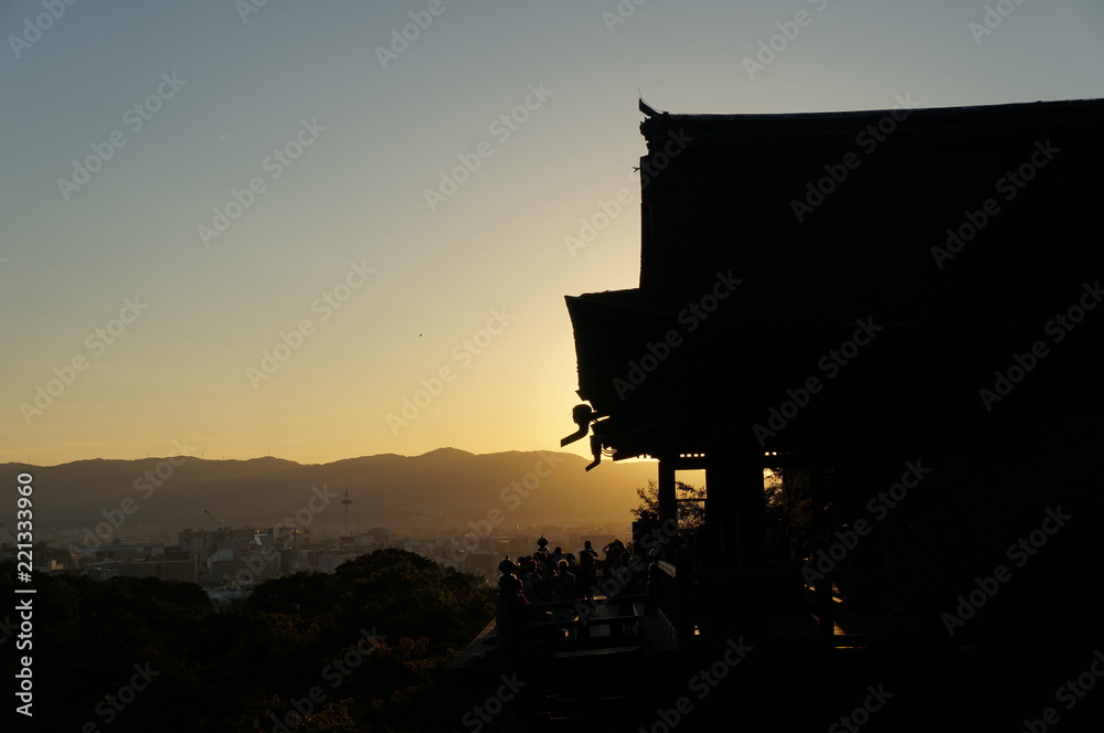 Kiyomizu-dera im Sonnenuntergang