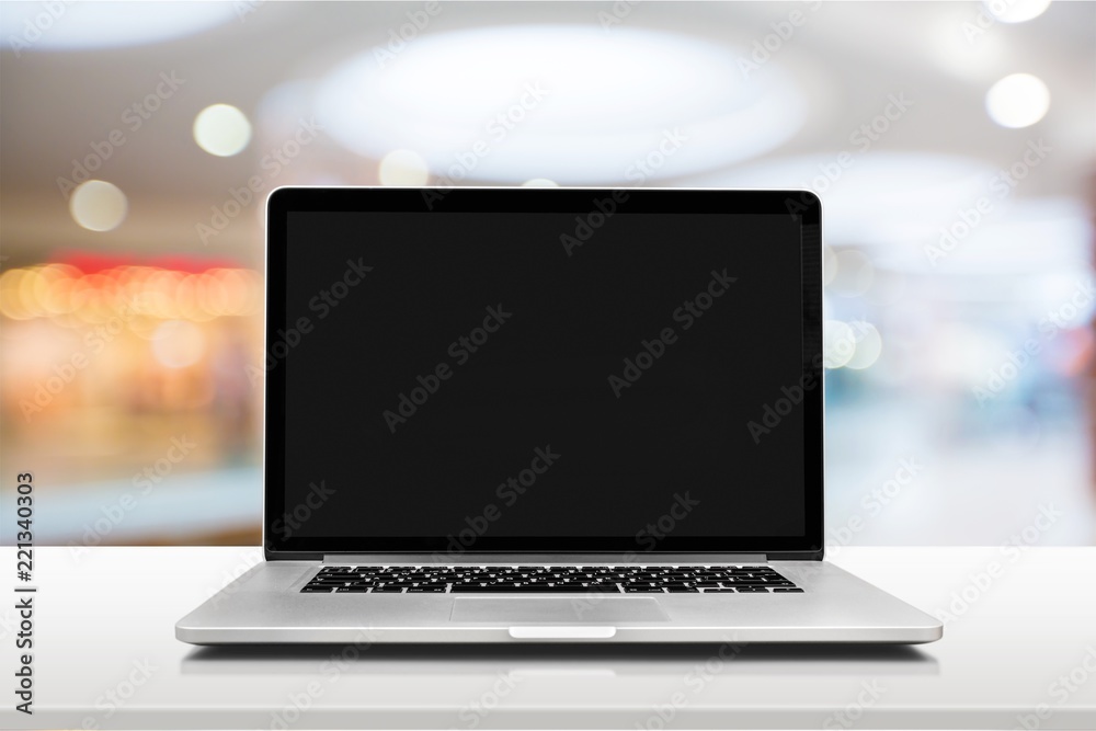 Screen. Screen.