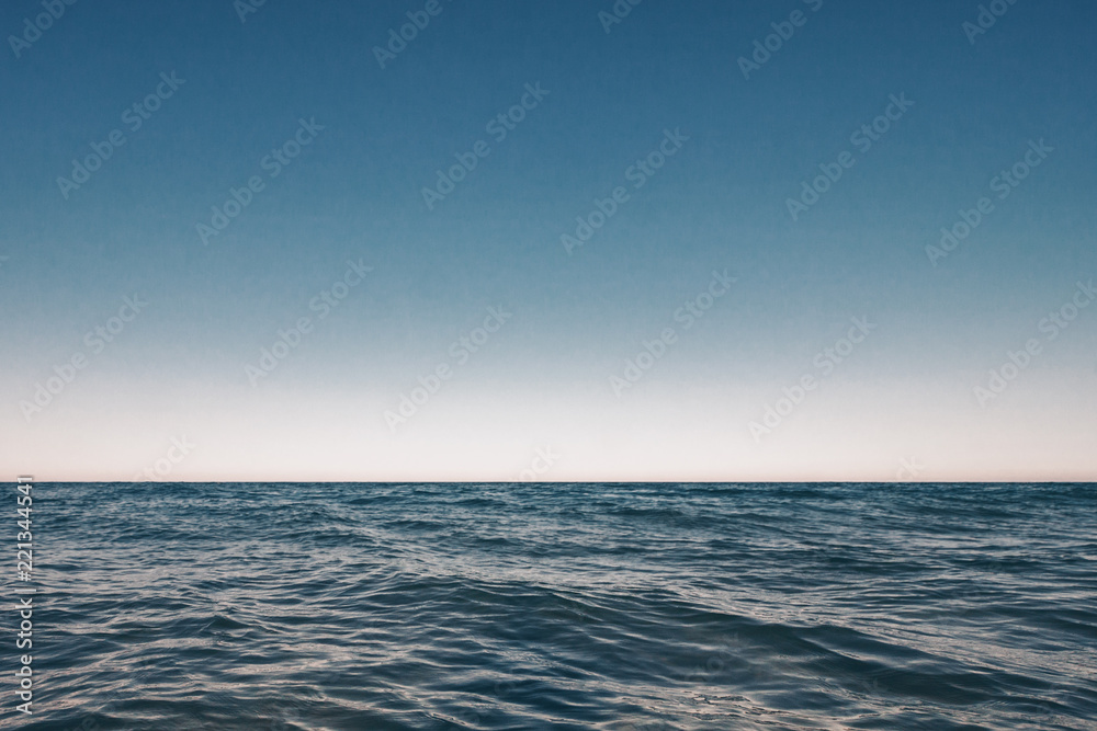 Sea view according to the rules of thirds Sea view according to the rules of thirds