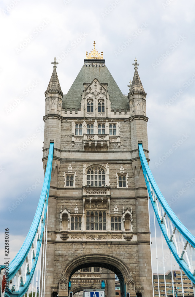 Obraz premium tower bridge in london