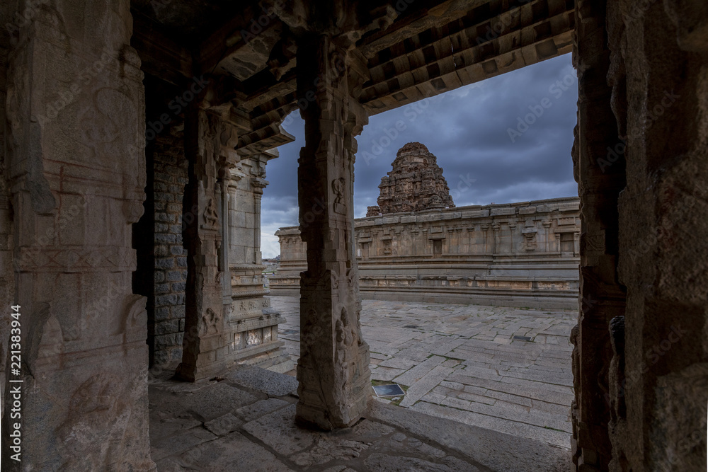 Obraz premium Vittala Temple or Vitthala Temple is an ancient monument in the Group of Monuments at Hampi, is a UNESCO World Heritage Site located in east-central Karnataka, India.