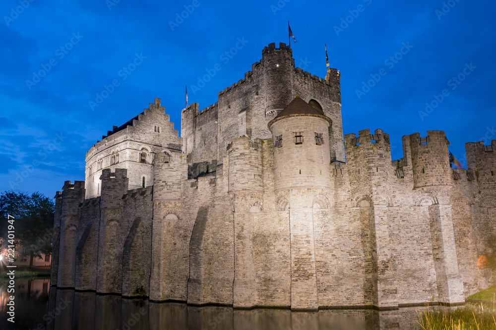 Night view of the famous Gravensteen Castle