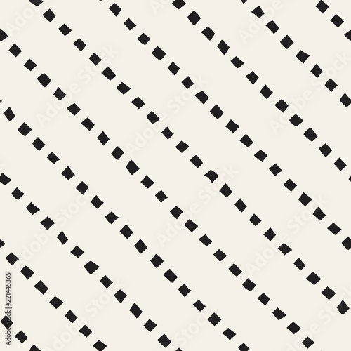 Hand drawn lines seamless pattern. Abstract geometric tiling background. Freehand black and white texture.