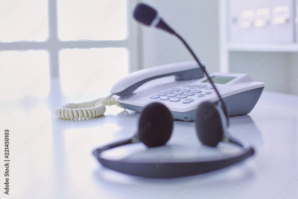 Communication support, call center and customer service help de Communication support, call center and customer service help de