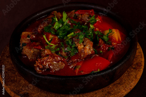 Stewed lamb in tomato sauce