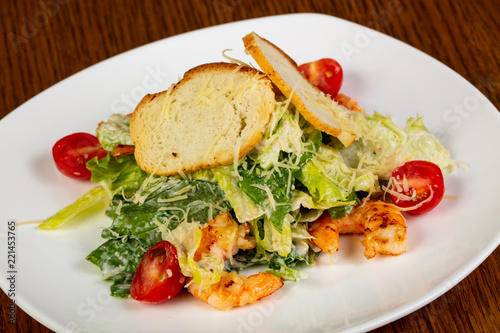 Caesar salad with prawn