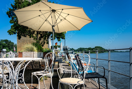 Pavillion Cafe im Elbpark Entenwerder