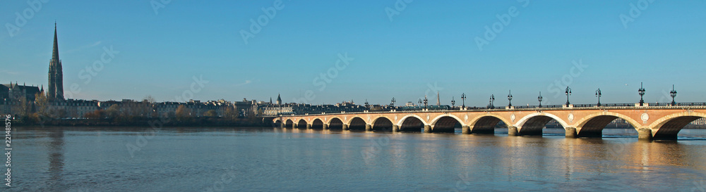 Pont de Pierre à Bordeaux