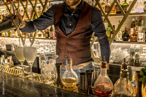 Photography Barman serving cocktails