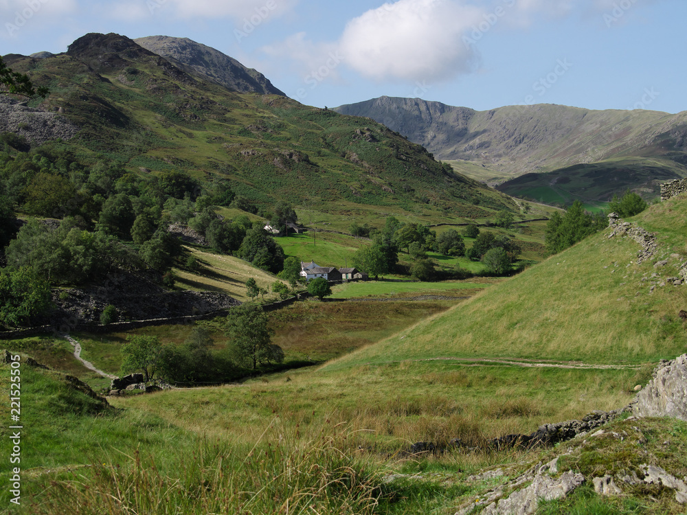 Fototapeta premium 湖水地方の風景