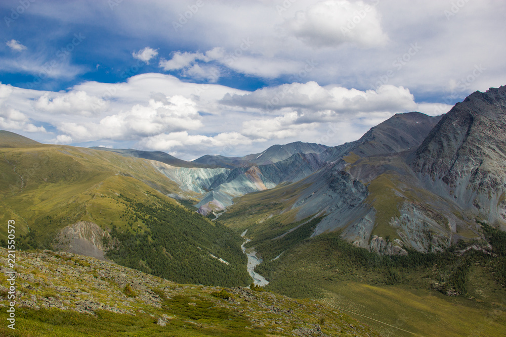 Naklejka premium Górskie krajobrazy