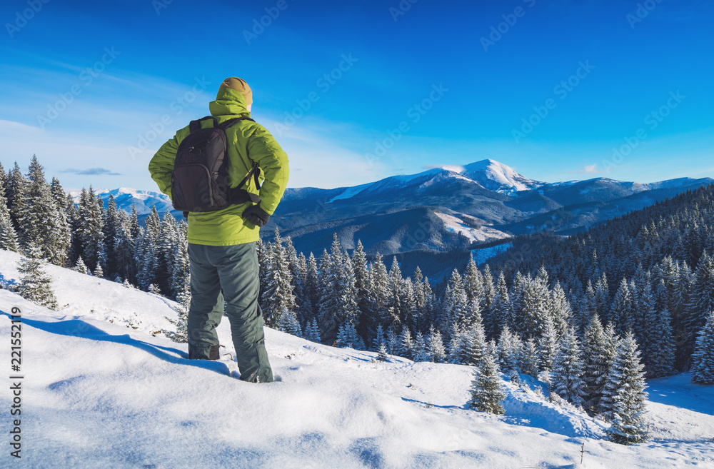 Hiker enjoy the winter