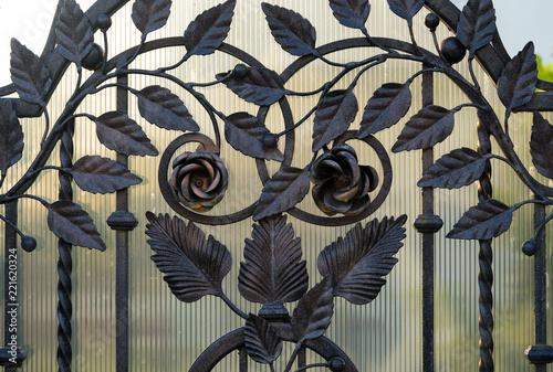 Tablou pe pânză Details, structure and ornaments of forged iron gate