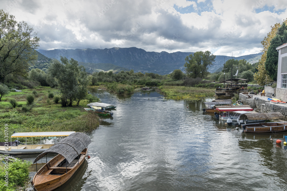 Fototapeta premium lake skadar, montenegro