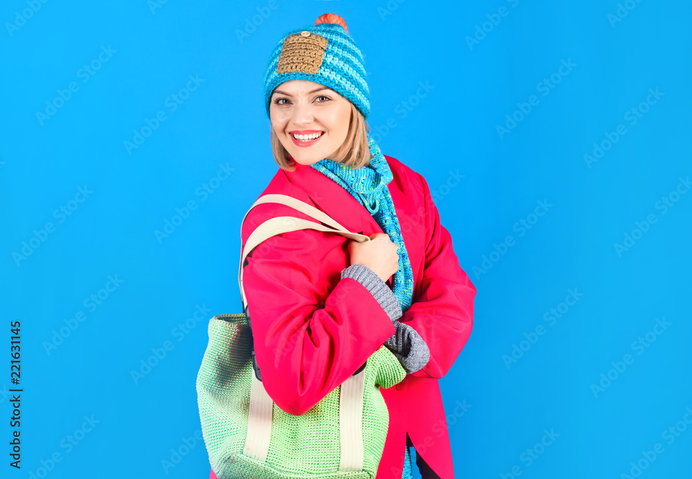 Fashionable woman with perfect makeup with handbag. Clothes&accessories. Women fashion concept. Smiling blonde girl in stylish red coat knitted hat with bag. Female fashion. Shopping, sale, discount. Fashionable woman with perfect makeup with handbag. Clothes&accessories. Women fashion concept. Smiling blonde girl in stylish red coat knitted hat with bag. Female fashion. Shopping, sale, discount.