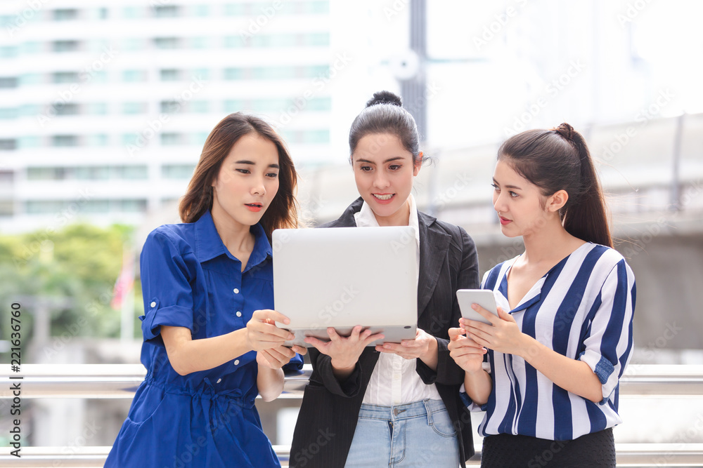 Portrait lifestyle asian young girl group very happy shopping sme,Business meeting Portrait lifestyle asian young girl group very happy shopping sme,Business meeting