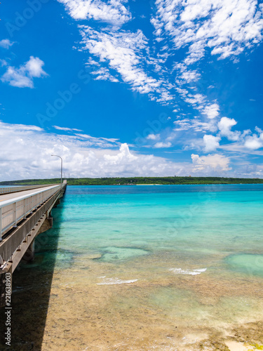 Fototapeta Naklejka Na Ścianę i Meble -  沖縄県 宮古島市 来間大橋