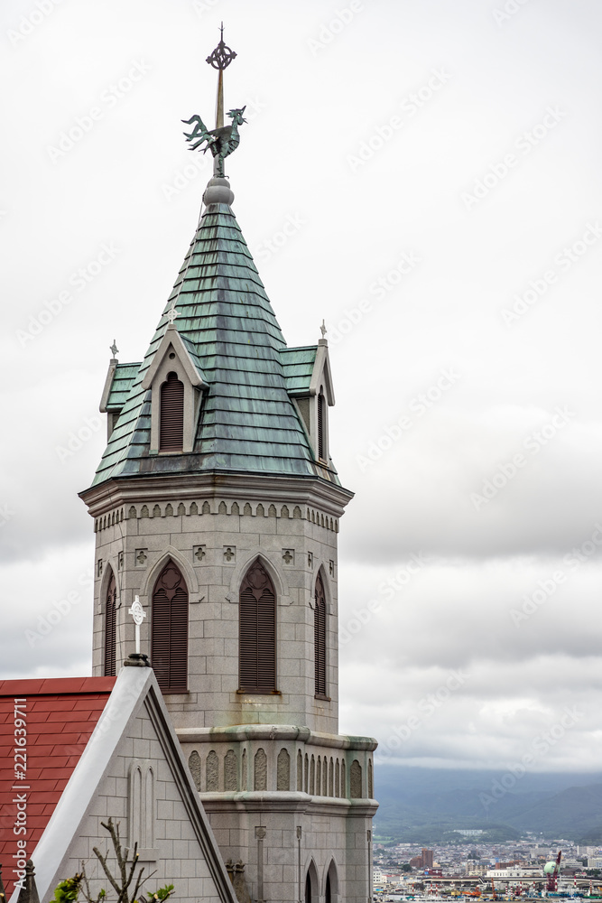 函館　カトリック元町教会の尖塔