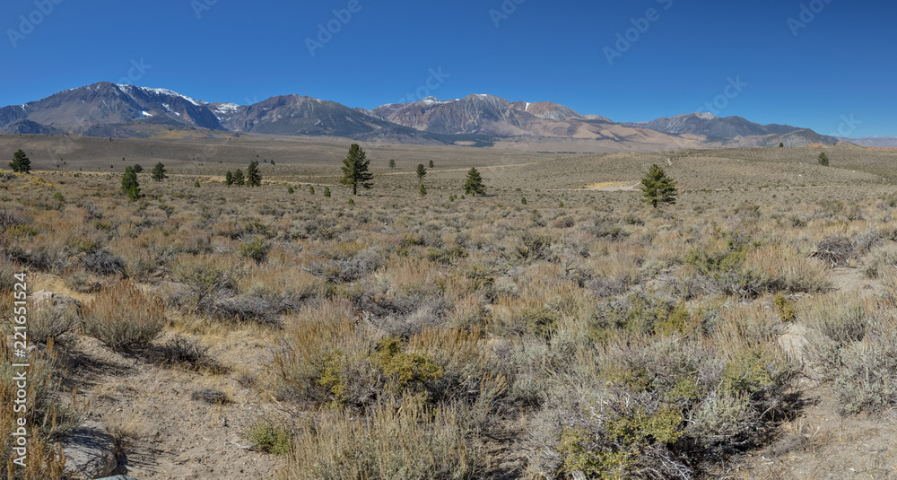 Sierra Nevada mountains and foothills near Mono Lake area Lee Vining, Mono county, California Sierra Nevada mountains and foothills near Mono Lake area Lee Vining, Mono county, California