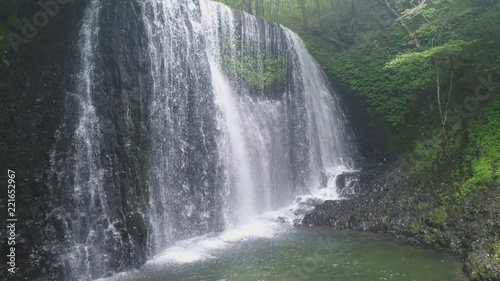 衣の滝