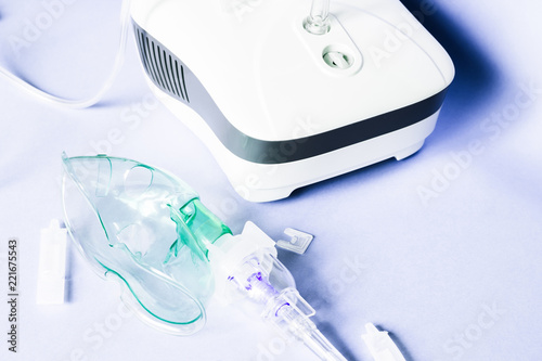 Medical inhaler, nebulizer, nebular