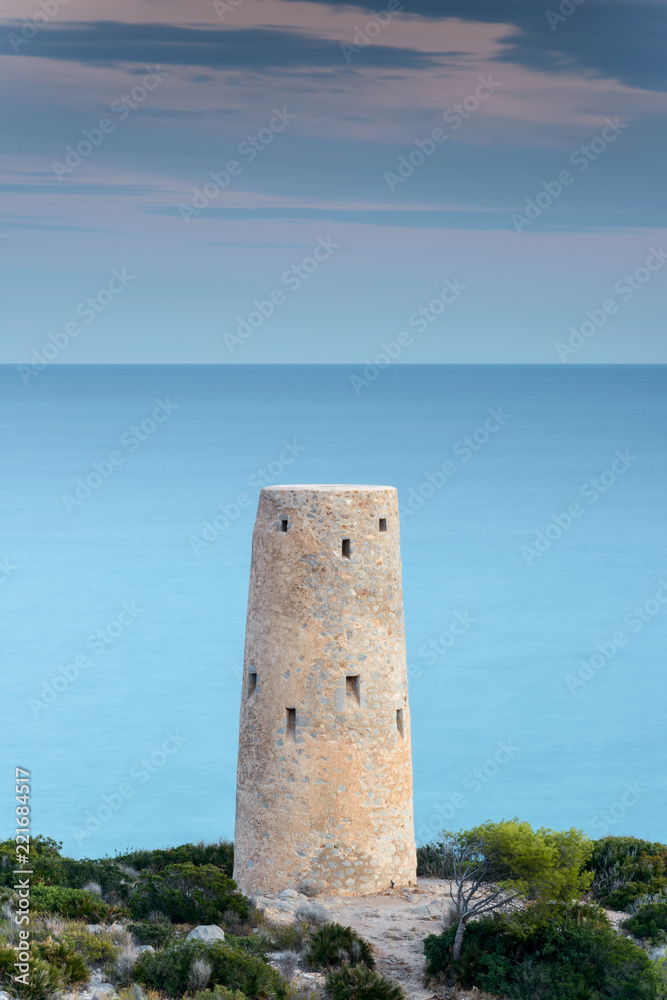 Torre de La Corda junto al mar Mediterráneo. Orpesa. Castellón. España