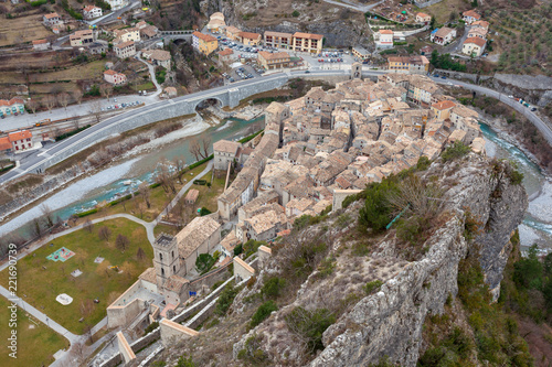 Obraz na płótnie Vue d'Entreveau dans les Alpes Maritimes w salonie
