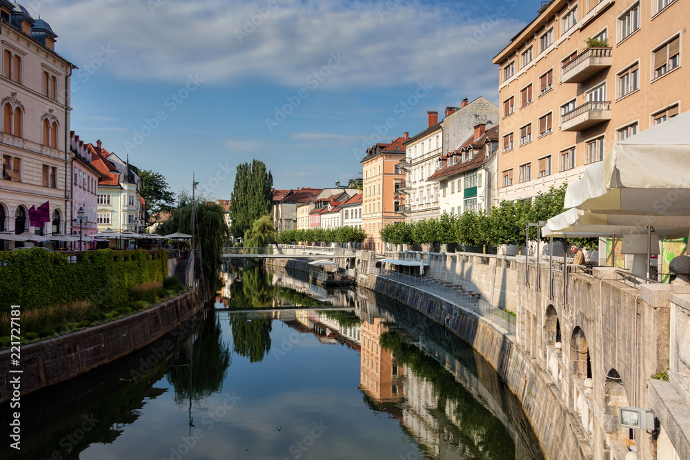 Naklejka premium Ljubljanica river and the houses along the river canal.