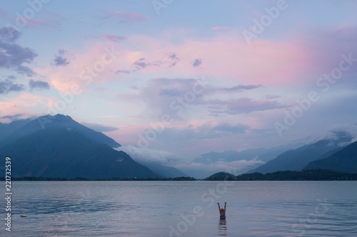 Sunset over Lake Como in Domaso © VisualOutset