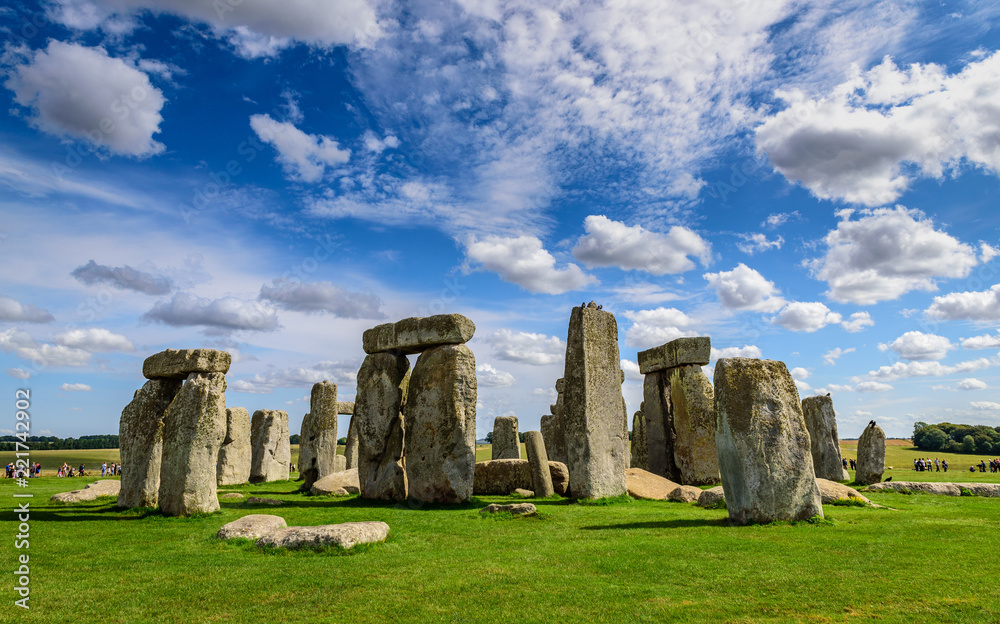 Naklejka premium Stonehenge, Wiltshire on a bright day