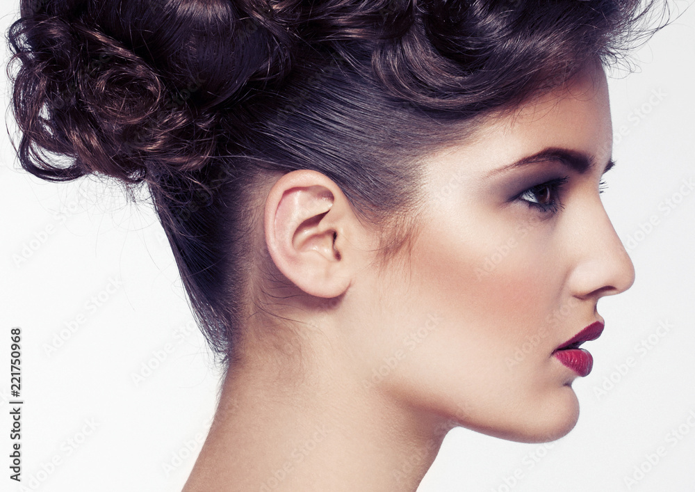 Beautiful model wearing hair wedding accessories Beautiful model wearing hair wedding accessories