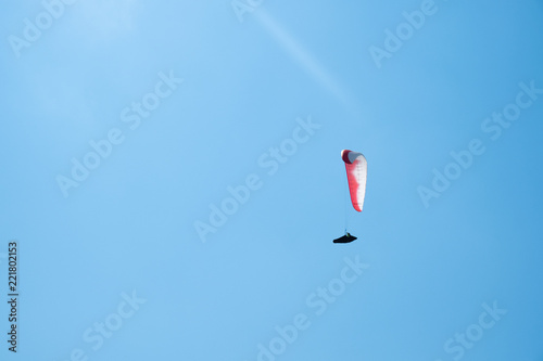 Gleitschirmflieger blauer Himmel, Paraglider Blue Sky