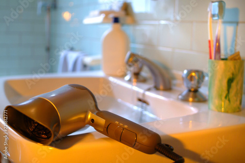 Photography Domestic accidents, shock hazard with electricity and water