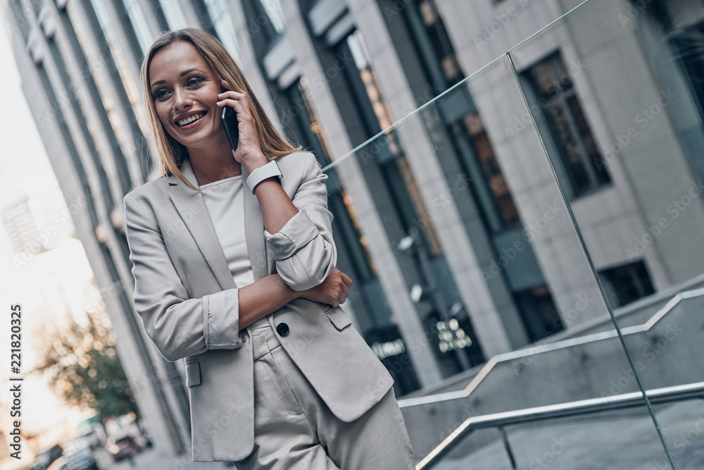 Fototapeta premium Good business talk. 