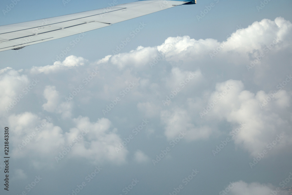 Obraz premium wing of an airplane