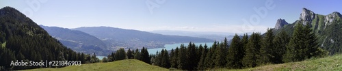 Lac d'Annecy depuis le Col de l'Aulp, Haute-Savoie, France