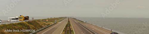 Afsluitdijk Damm - Nordsee - Friesland - Holland photo