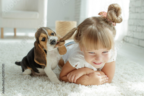 Child with dog 