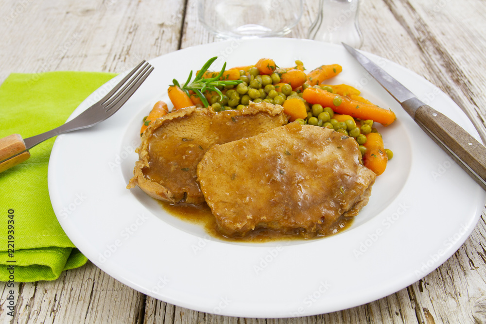 rôti de porc et petits pois 